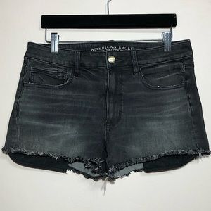 AE | Black Distressed Shorts